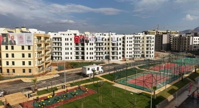 Yuvasına kavuşan depremzede vatandaş: &quot;Evi gezdik çok güzel, hayallerimizin ötesinde&quot;
