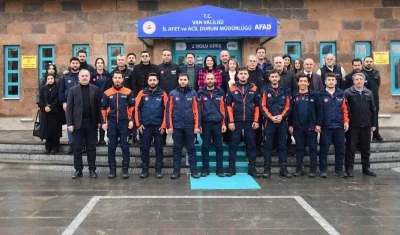 YY&Uuml;&rsquo;de "Van İlinin Depremselliği" s&ouml;yleşi d&uuml;zenlendi
