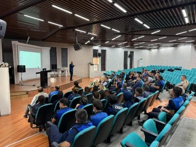 Zabıta personeline &quot;İletişim Becerileri ve Öfke Kontrolü Eğitimi&quot; verildi
