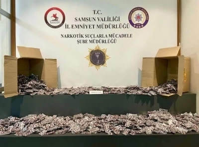 Zehir operasyonu: 24 bin 600 uyuşturucu hap ele ge&ccedil;irildi
