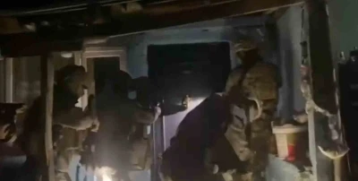 Zehir tacirlerine ge&ccedil;it yok: 137 polisle yapılan operasyonda 6 g&ouml;zaltı
