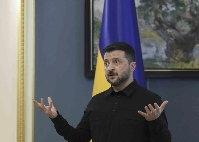 Zelenskiy: &quot;Esad gibi pisliklerin harabeye çevirdiği ülkelerin yeniden inşasına yardımcı olan herkese minnettarız&quot;
