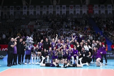 Zeren Spor, Şampiyonlar Ligi&rsquo;nde &ccedil;eyrek finale y&uuml;kseldi
