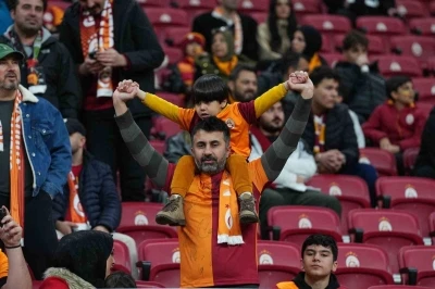 Ziraat T&uuml;rkiye Kupası: Galatasaray: 0 - Gen&ccedil;lerbirliği: 0 (Ma&ccedil; devam ediyor)
