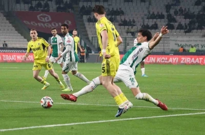 Ziraat T&uuml;rkiye Kupası: Konyaspor: 0 - Fenerbah&ccedil;e: 0 (İlk yarı)
