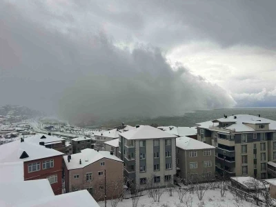 Zonguldak&rsquo;a kar fırtınası geldi

