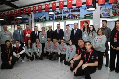 Zonguldak&rsquo;ta &ouml;ğrencilere yerli ve milli teknolojiler tanıtıldı
