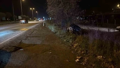 Zonguldak’ta otomobil şarampole uçtu: 2 yaralı
