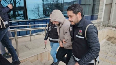 Zonguldak&rsquo;ta r&uuml;şvetle usuls&uuml;z sağlık raporu operasyonunda doktor ve madenci adliyeye sevk edildi
