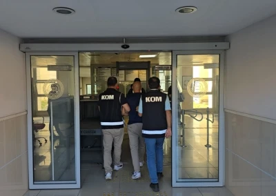 Zonguldak’ta tefeci operasyonu: Baba ve oğlu gözaltında
