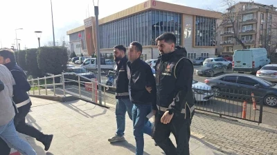 Zonguldak&rsquo;ta tefecilik operasyonu: 2 ş&uuml;pheli adliyeye sevk edildi
