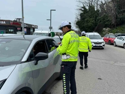 Zonguldak&rsquo;ta trafik polislerinden denetim

