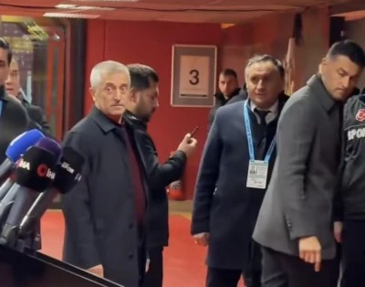 Başkan Tahmazoğlu Galatasaray me&ccedil;ında Gaziantep FK&rsquo;nı yalnız bırakmadı