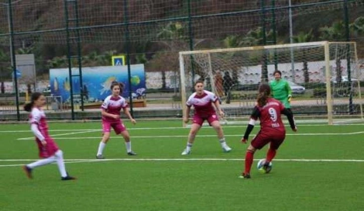 23 Nisan Futbol Turnuvası 'Mahallede Maç Var' etkinliği