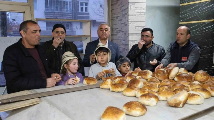 438 Kırşehirli Çanakkale Şehidi anısına 438 seferberlik ekmeği yaptı
