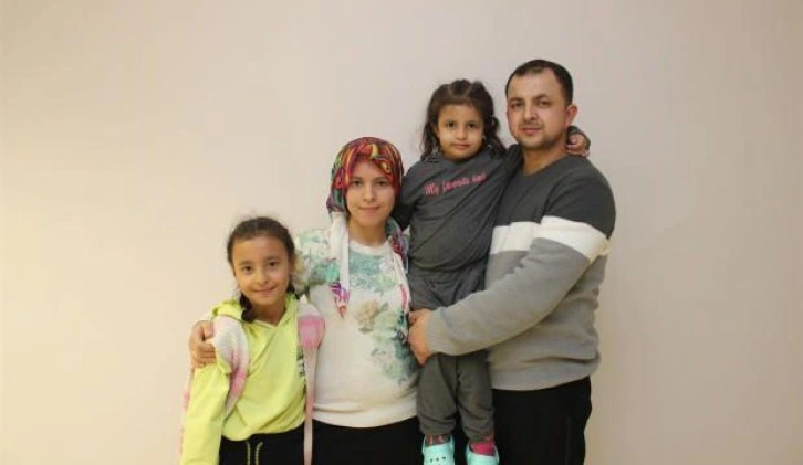 6 yaşındaki Halime babasından nakledilen karaciğerle hayata tutundu