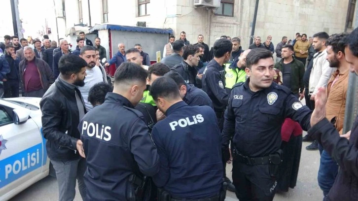 Adıyaman'da Polis Ekiplerine Direnen 2 Şahıs Gözaltına Alındı