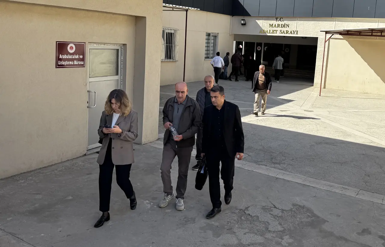 Kızıltepe’de Kaya ailesinin ölümüne ilişkin dosyada duruşma ertelendi
