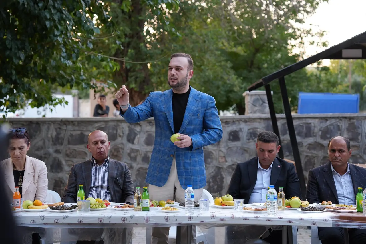 Gaziantep'te Samed Ağırbaş'tan plastik tüketimine karşı ortak sorumluluk çağrısı