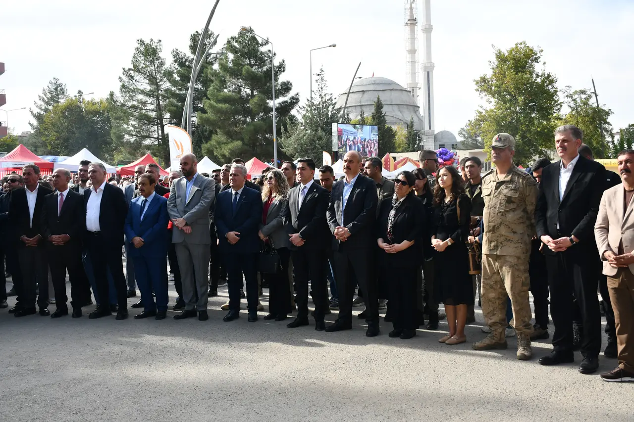 Beşiri’de Danuk ve Fıstık Festivali’nde yerel ürünler tanıtıldı