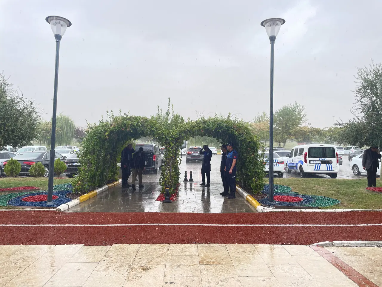 Şanlıurfa'da sağanak etkili oldu