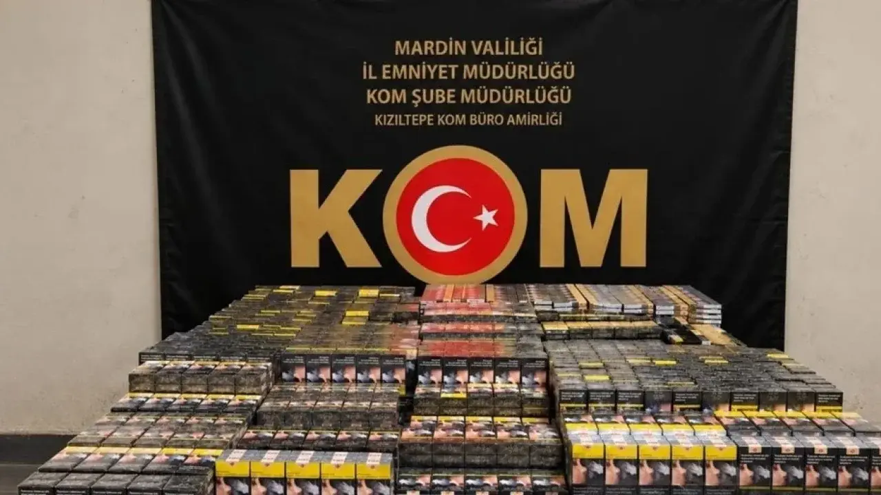 Mardin’de bir araçtan 6 bin 100 paket bandrolsüz sigara çıktı