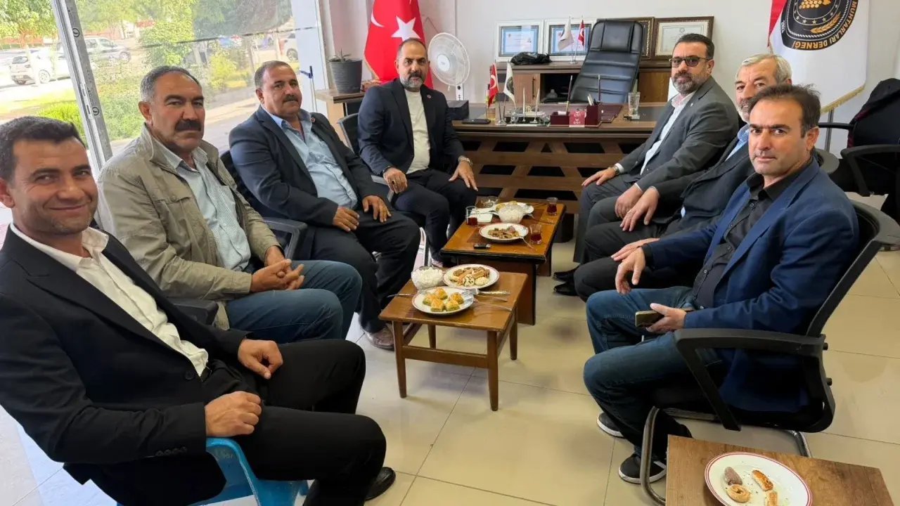 Gercüş’te Hüda Par’dan Muhtarlar Günü buluşması
