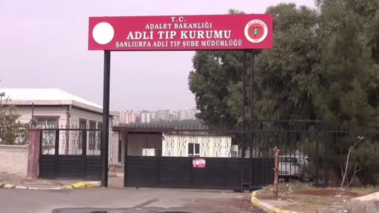 Akdiken Mahallesi’nde kaza sonrası olay yeri ve ekiplerin çalışması