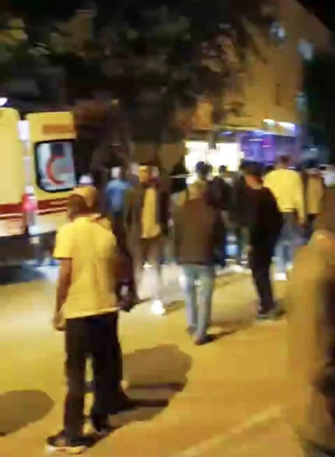 Kahta'da devrilen motosikletteki iki kişi yaralandı