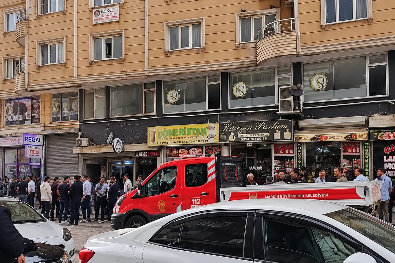Kızıltepe’de bakım sırasında asansör kabini düştü, iki işçi yaralandı