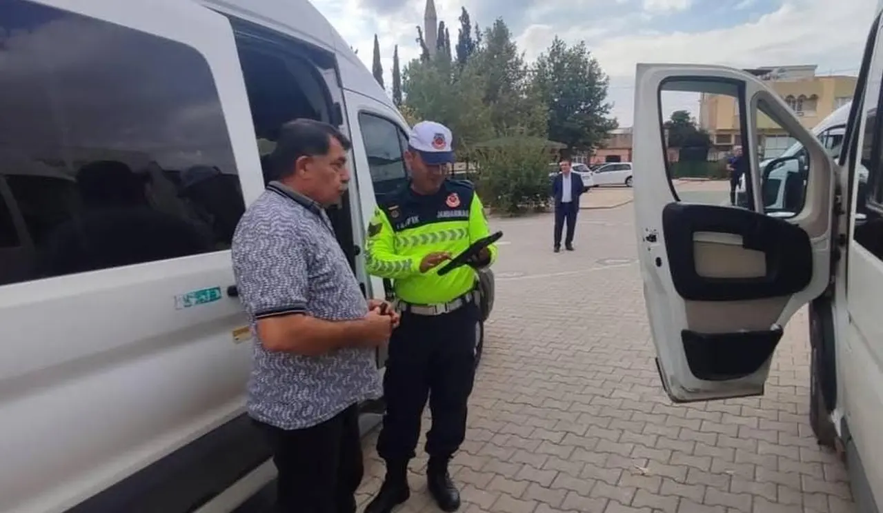 Jandarma, Kilis’te öğrencilerin güvenliği için okul çevrelerinde görev yaptı