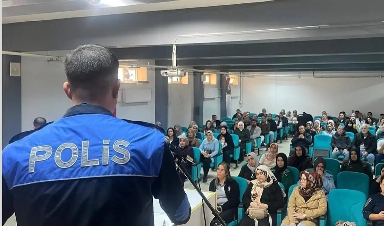 Kilis’te okul güvenliği için veli ve öğretmenlere kapsamlı bilgilendirme