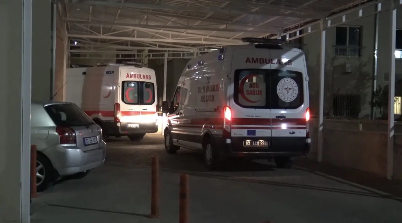 Siverek yolunda kontrolden çıkan otomobil takla attı: 3 kişi hastaneye kaldırıldı