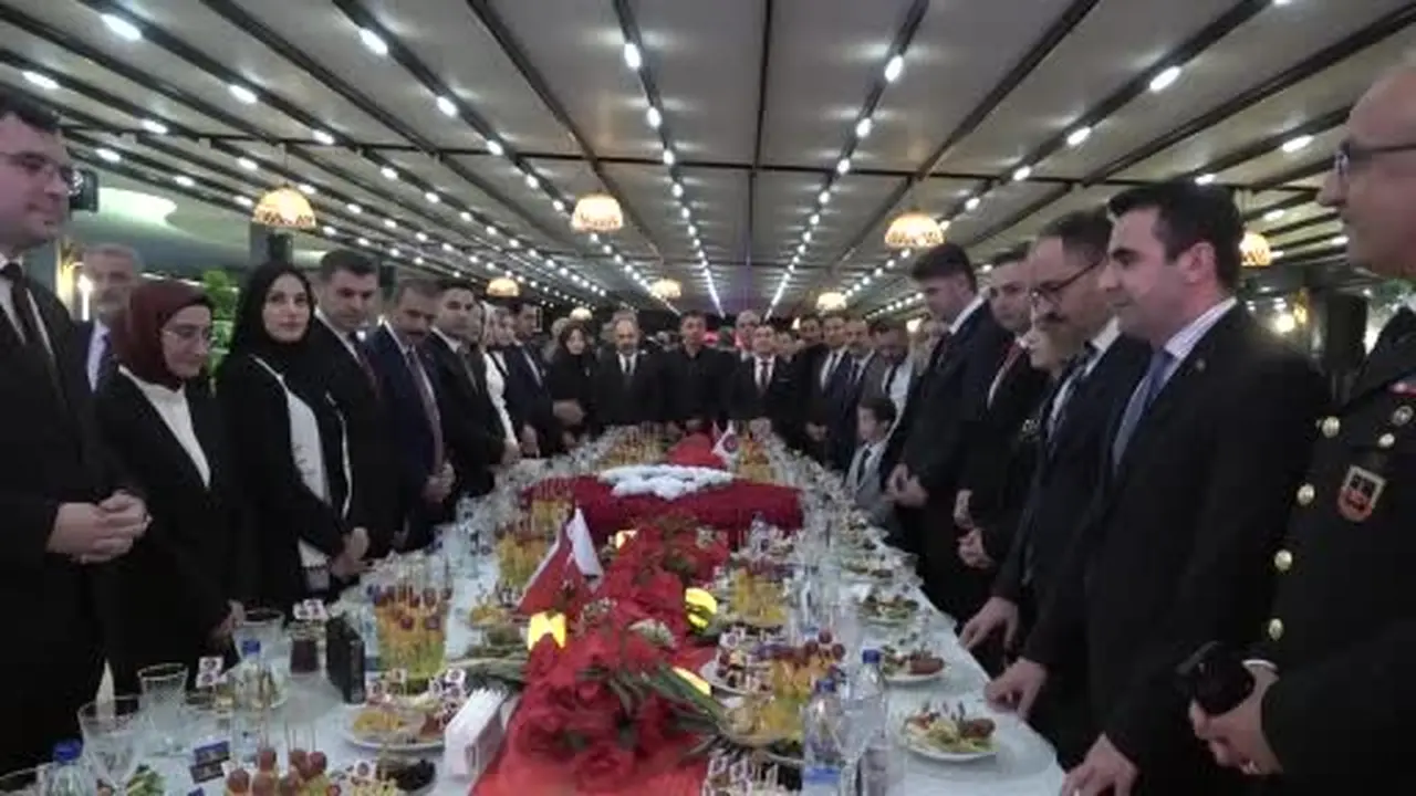 Kilis'te 29 Ekim buluşmasında Cumhuriyet coşkusu
