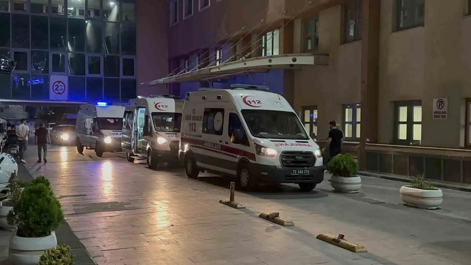 Batman’da apartman balkonundan düşen 30 yaşındaki kadın yaşamını yitirdi