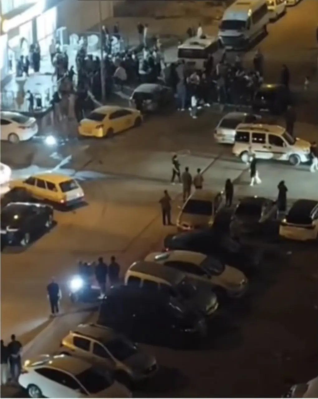 Kızıltepe’deki nişanda davetliler arasında kavga çıktı