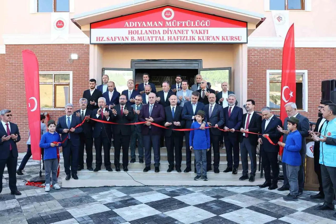 Adıyaman’da iki dini eğitim ve ibadet merkezi törenle hizmete girdi