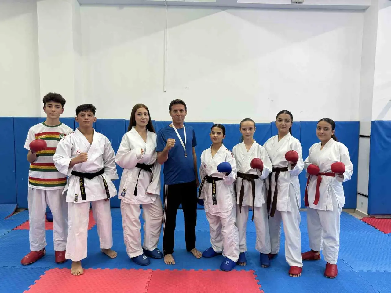 Çermik’te açılan karate kursları genç yetenekleri başarıya taşıyor
