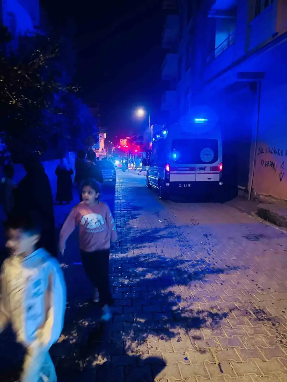 Kahta’da müstakil evde çıkan yangın hasara yol açtı