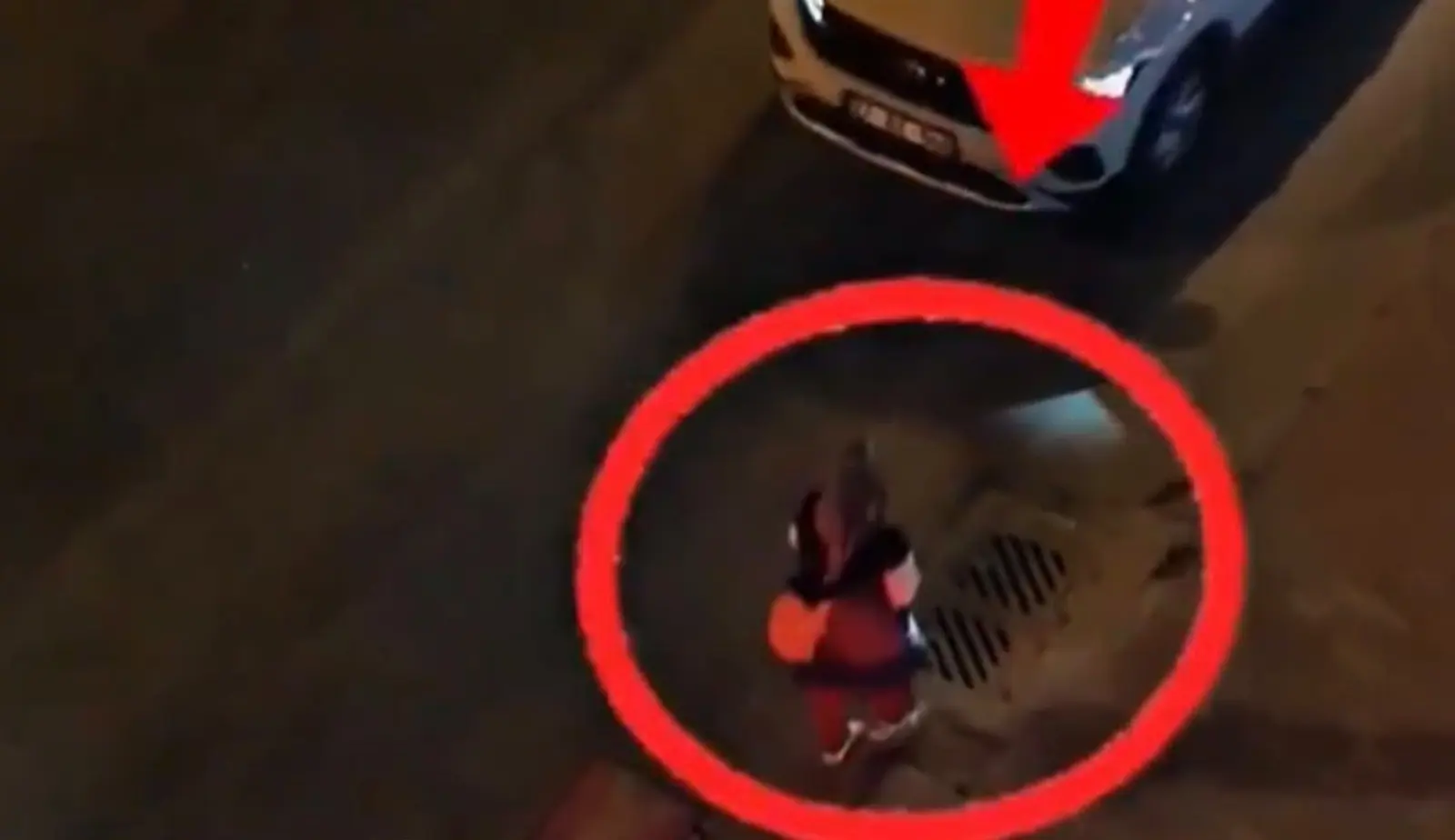 Gaziantep’te dron destekli zabıta denetimi sırasında ekiplerin yol ve kavşaklarda çalışması