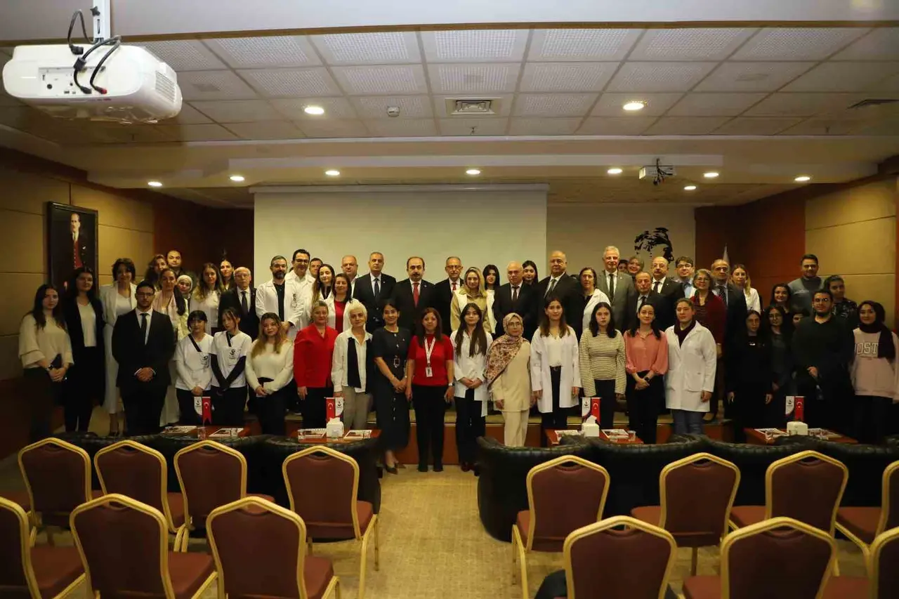 Gaziantep’te SANKO Üniversitesi öğrencileri Cumhuriyet Bayramı’nı törenle andı