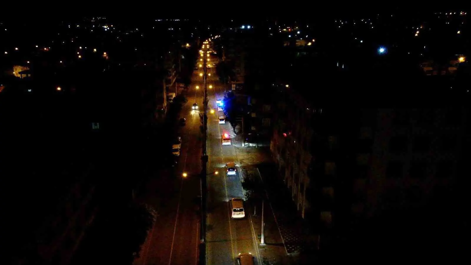 Operasyonda ele geçirilen cep telefonları ve SIM kartlar