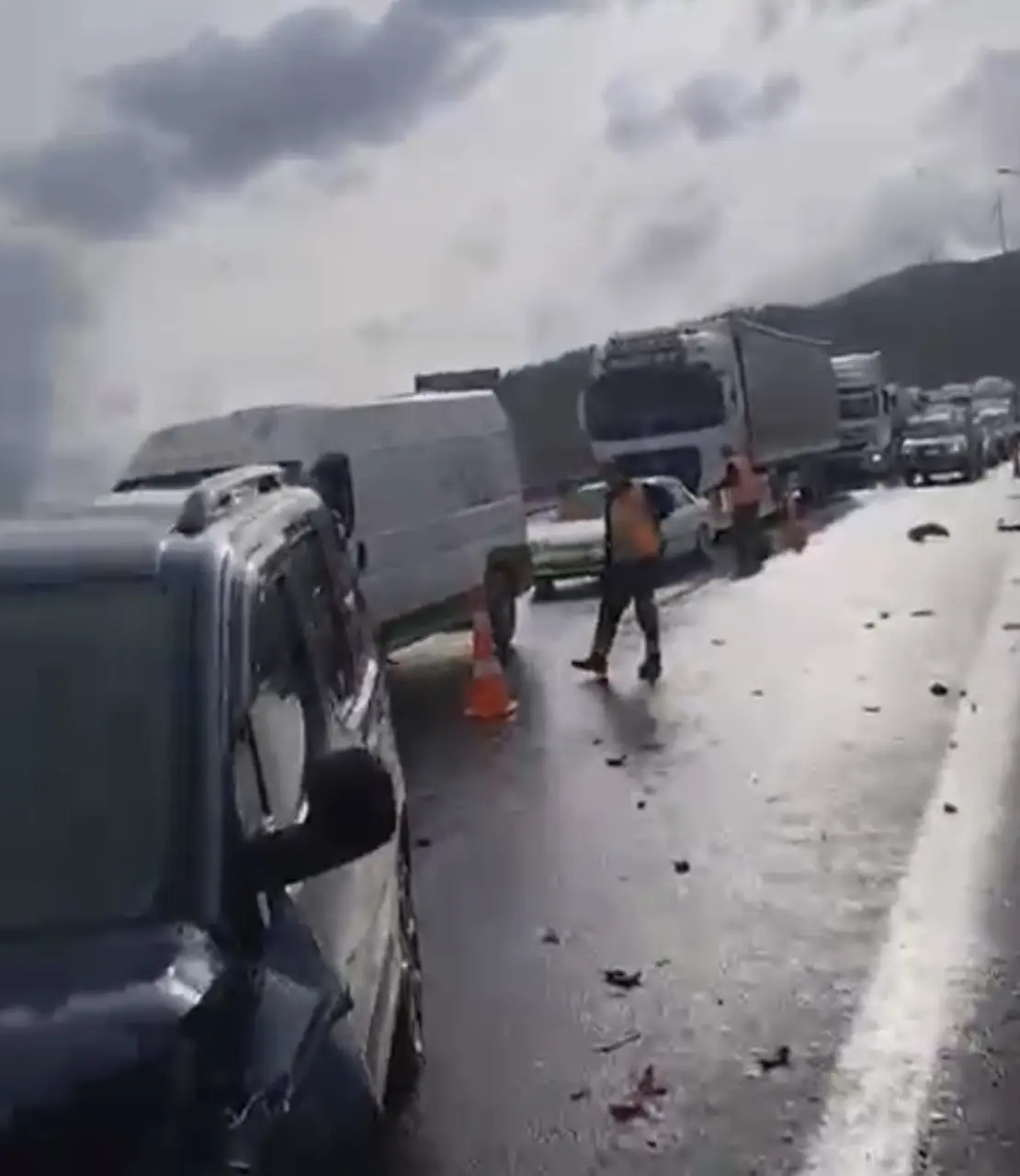 Tarsus-Adana-Gaziantep Otoyolu’nda zincirleme kaza: 8 yaralı