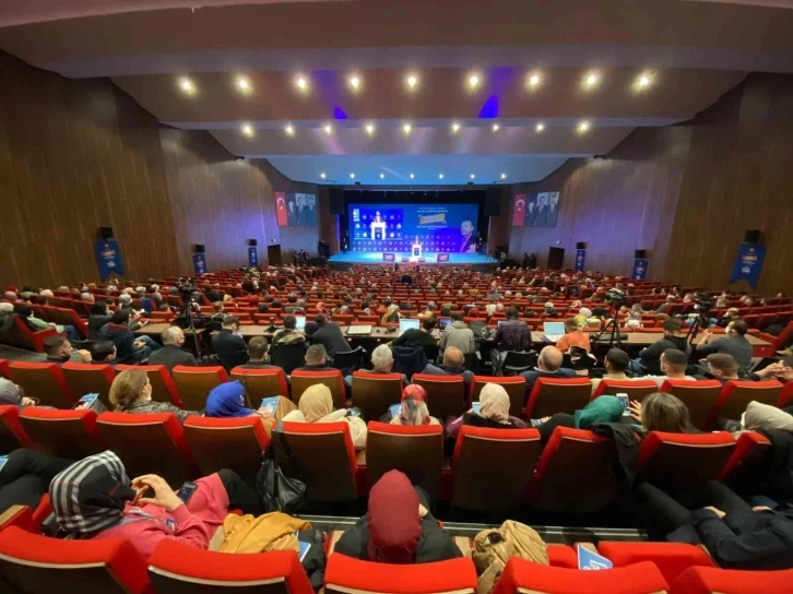 AK Parti’de teşkilat içi eğitim programının teması: "Türkiye Yüzyılı"
