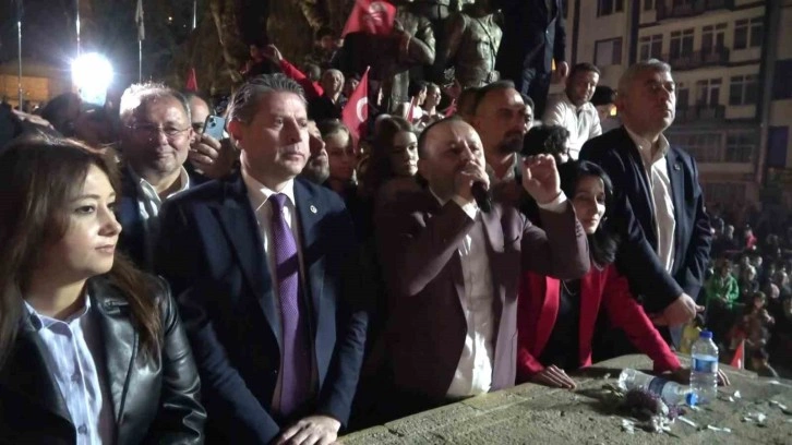 Amasya Belediye Başkanı Turgay Sevindi Seçim Galibiyetini Kutladı