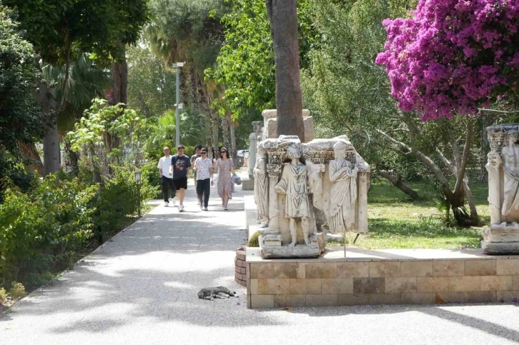 Antalya’da ’Müzeler Günü’nde ziyaretçi birincisi Olympos Antik Kenti oldu
