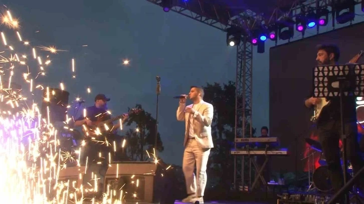 Arnavutköy’de 19 Mayıs kutlamalarında Bilal Sonses konseri
