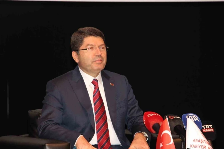 Bakan Tunç: "Ülkemizi şer şebekelerinden temizleyerek yolumuza devam edeceğiz"
