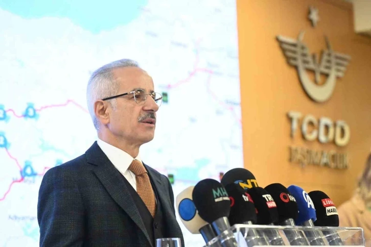 Bakan Uraloğlu: "Trafik güvenliğini arttırmak için başvurulan en önemli tedbirlerden biri akıllı ulaşım sistemleridir"
