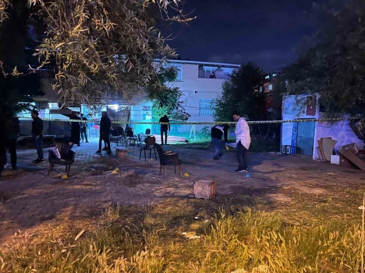 Başakşehir’de derneğe silahlı saldırı: 5 yaralı
